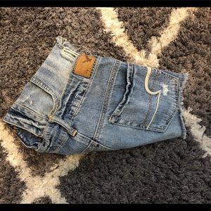 American Eagle demin shorts